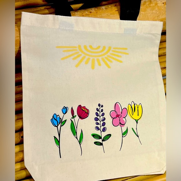 Canvas tote bag. Multipurpose. Books, beach toys/towels, etc. - Picture 1 of 3